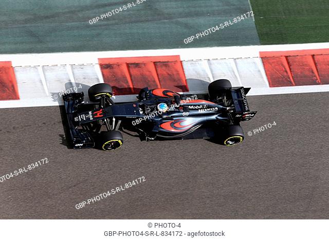 25.11.2016 - Free Practice 1, Fernando Alonso (ESP) McLaren Honda MP4-31