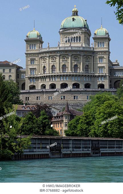 Bundeshaus or Palais fédéral, Swiss parliament building, with the Aar River or Aare River, Bern, Canton of Bern, Switzerland
