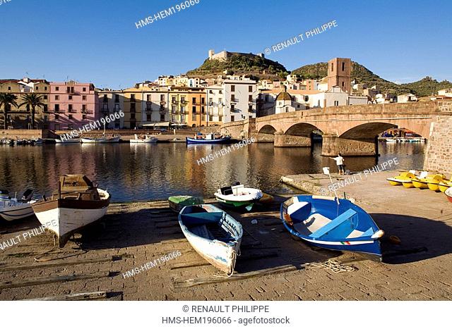 Italy, Sardinia, Oristano province, Bosa, built on the river Terno banks, at the foot of the Malespina Castle or Serravalle Castle Castello Malaspina ou...