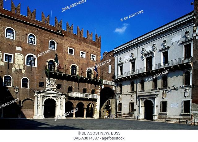 Cangrande's Palace or Palazzo del Governo (Government) and Cansignorio Palace, Piazza dei Signori, Verona (UNESCO World Heritage List, 2000), Veneto, Italy