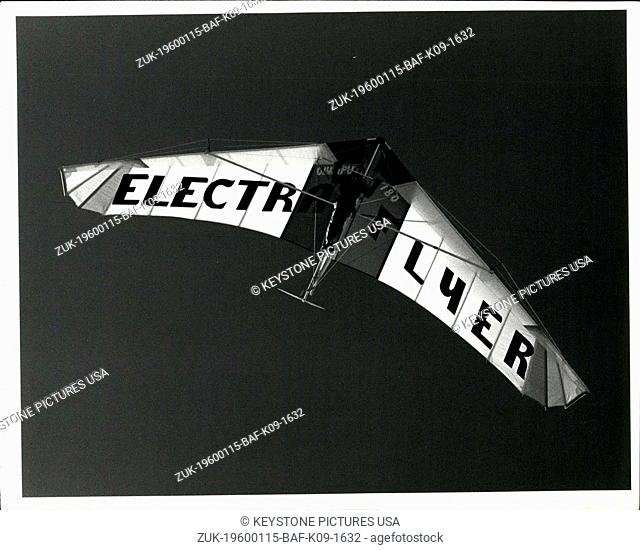 1978 - Powered Hangglider Electra Flyer of Albuquerque, New Mexico, USA. is the only glider manufacturer marketing the Soar Master power pack PP-106
