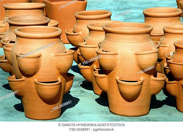 Europe, Portugal, Southern Portugal , Algarve region , Faro district , Portuguese traditional huge clay pitchers offered for sale in one of many wholesales...