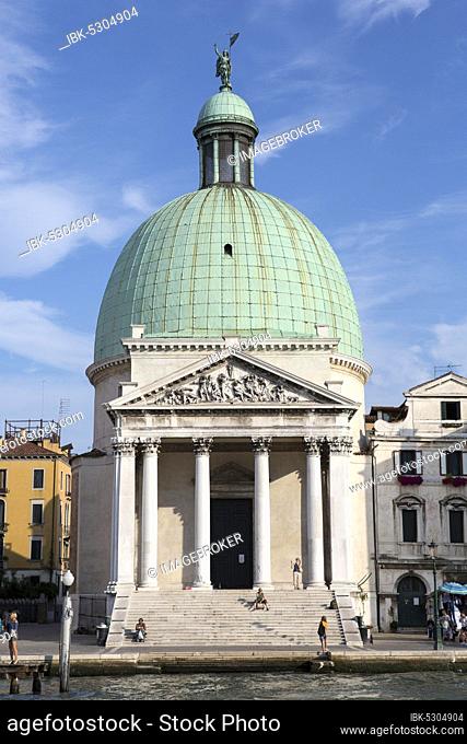 Copper dome on the church of San Simeon Piccolo, Venice, Italy, Europe