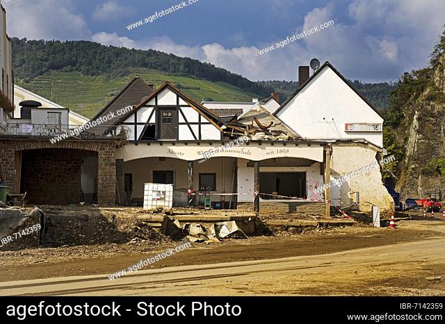 Destroyed house, Oldest winegrowers' cooperative since 1886, Flood disaster 2021, Ahrtal, Mayschoß, Rhineland-Palatinate, Germany, Europe