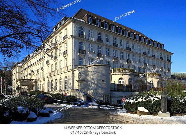 Germany, Aix-la-Chapelle, Rhineland, North Rhine-Westphalia, Bad Aachen, health resort, Quellenhof, hotel, Neo-Classicism, wintry, snow
