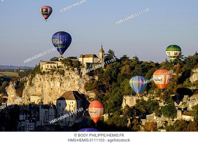 France, Lot, Haut Quercy, Rocamadour, stop on Saint Jacques de Compostelle pilgrimage, Hot air balloon festival