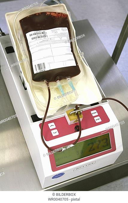 Donations of blood with the red cross