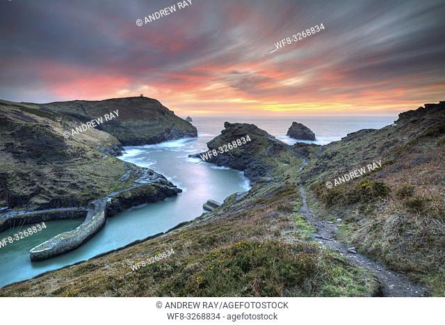 The entrance to the harbour at Boscastle, on the north coast of Cornwall. Captured from a high vantage point, at sunset in early March