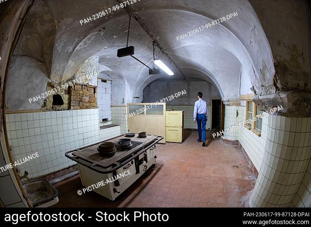 13 June 2023, Mecklenburg-Western Pomerania, Ludwigsburg: View into the kitchen of Ludwigsburg Castle near Greifswald in the district of Vorpommern-Greifswald