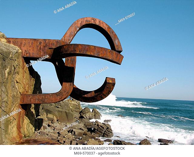 'Peine del Viento' (Wind's Comb), Eduardo Chillida sculpture. Donostia, San Sebastian. Euskadi. Spain