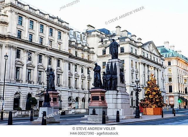 England, London, Regent Street, Waterloo Place, Guards Crimean War Memorial and Christmas Tree