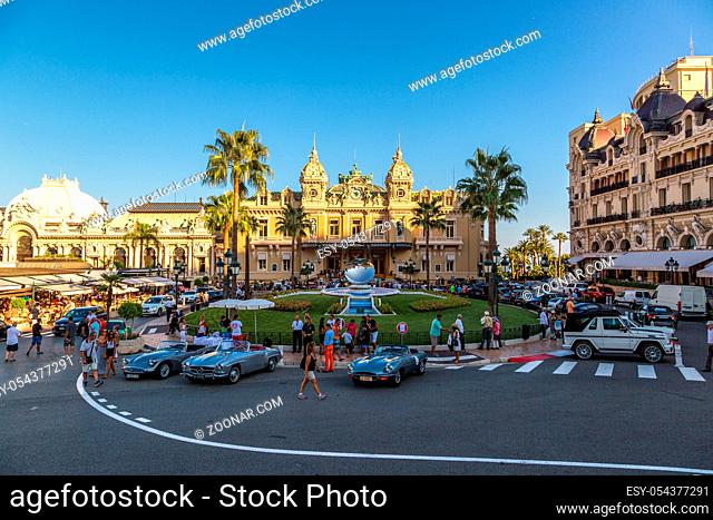 MONTE CARLO - JULY 17: Grand casino in Monte Carlo in Monaco in a summer day on July 17, 2014