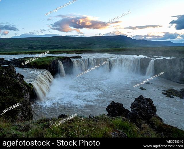 Godafoss (Waterfall of the Gods), Skjalfandafljot River, Baroardalur district, Iceland, Polar Regions