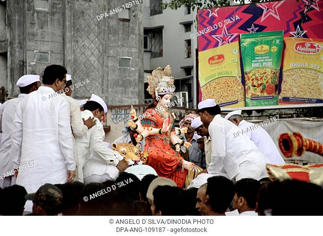 Navaratri dandiya garba Festival ; Procession of Ma Ambadevi ; Bhavani Devi from Kalwa to Tembhi Naka ; Thane ; Maharashtra ; India ; NO MR ; NO PR
