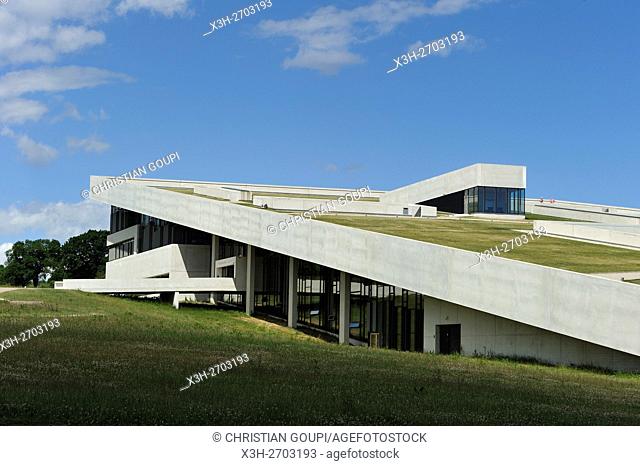 Moesgaard Museum (MOMU) (Henning Larsen Architects), museum dedicated to archaeology and ethnography, located in Hojbjerg, a suburb of Aarhus, Jutland Peninsula
