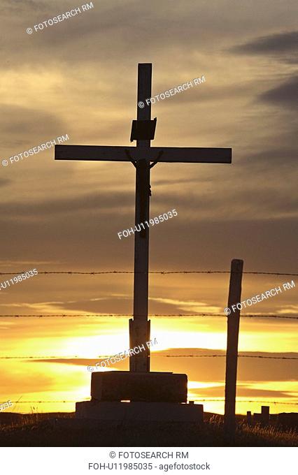 scenic, cross, sun, setting, silhouetted, cemetery