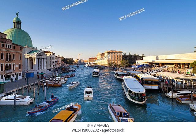 Italy, Venice, Morning traffic on Canal Grande at St. Lucia
