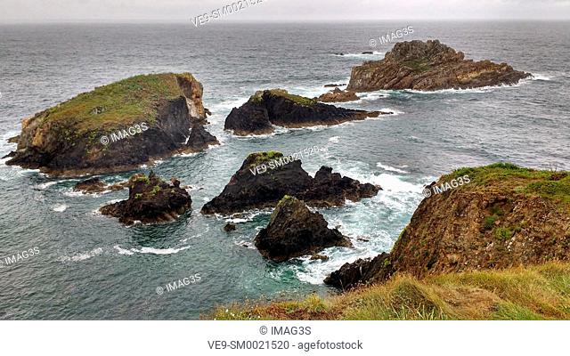 Salave cliffs, Way of St James (Coastal Road GR E-9), Tapia de Casariego municipality, Asturias, Spain