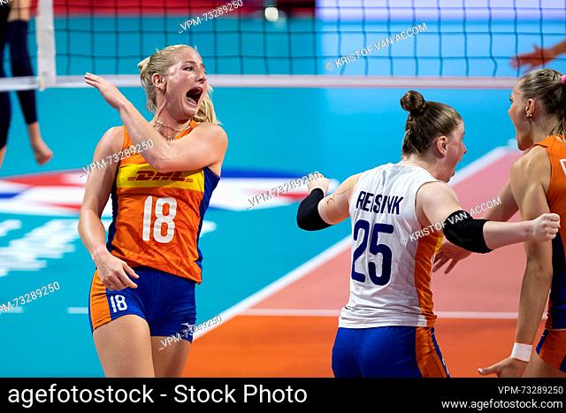 Dutch Marrit Jasper (L) celebrates during a volleyball game between Italy and The Netherlands, Sunday 03 September 2023 in Brussels