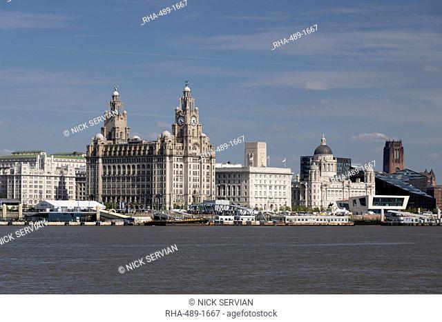 The Royal Liver Building, Port of Liverpool Building, UNESCO World Heritage Site, Museum of Liverpool and tower of Anglican Cathedral from the River Mersey