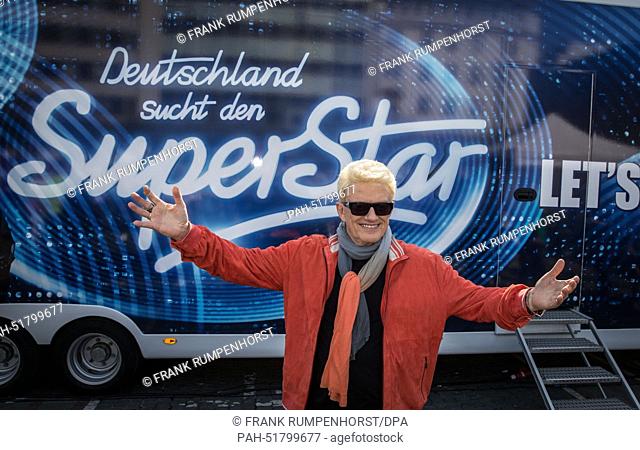 Singer Heino stands next to the casting truck for the RTL show ""Deutschland sucht den Superstar"" (DSDS) in Frankfurt Main,  Germany, 09 September 2014