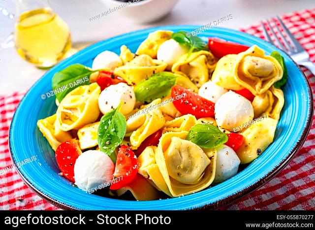 delicious antipasti tortellini pasta salad