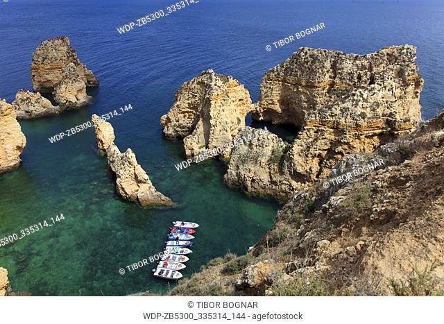 Portugal, Algarve, Lagos, Ponta da Piedade, cliffs, scenery, boats