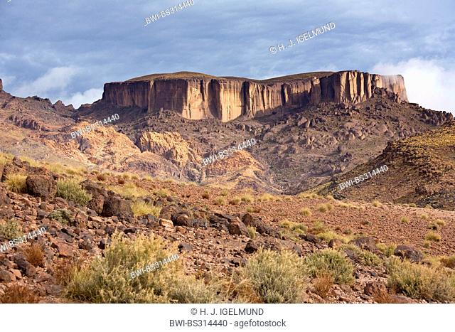 table mountain, Morocco, Souss-Massa-Dara?, Djebel Sarhro
