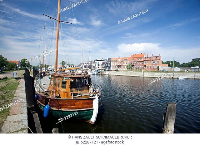 Ship, museum harbour, Greifswald, Mecklenburg-Western Pomerania, Germany, Europe