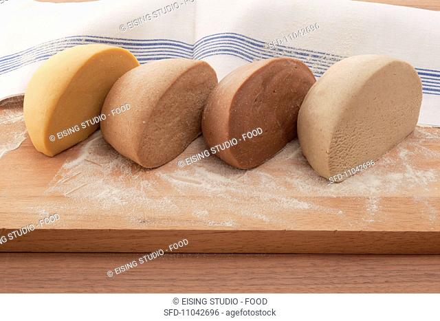 Various types of pasta dough made from corn flour, wholemeal flour, chestnut flour and buckwheat flour