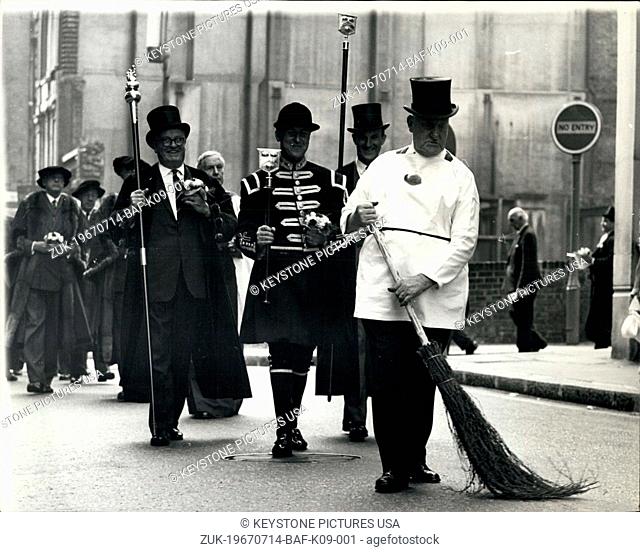 Jul. 14, 1967 - Vintners Hold City Ceremony. The Worshipful Company of Vintners had a little ceremony in the City of London yesterday