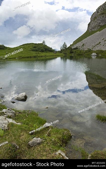 spigorel lake or vigna vaga, sedornia valley, italy