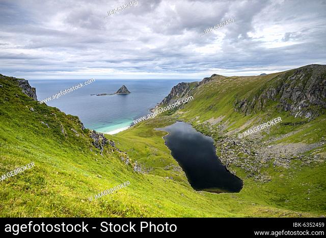 Lake Otervikvatnet near Bleik, Andoya Island, Vesterålen, Nordland, Nord-Norge, Norway, Europe