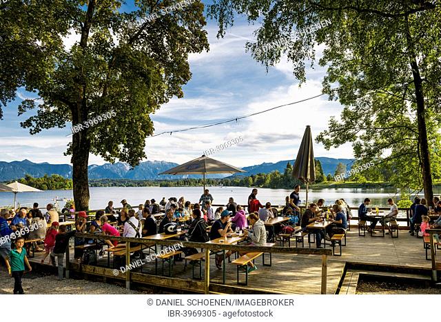 Alpenblick beer garden at Staffelsee Lake, near Uffing, Upper Bavaria, Bavaria, Germany
