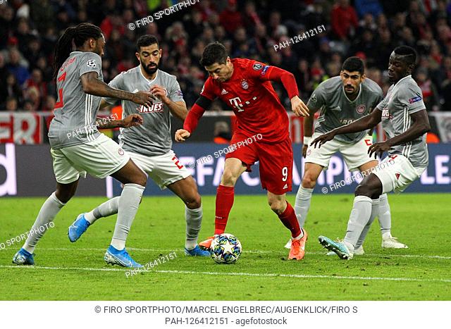 firo: 06.11.2019, Fuvuball, UEFA Champions League, 4th group match, season 2019/2020, FC Bayern Munich - Olympiakos Pirvus 2: 0, Ruben Semedo