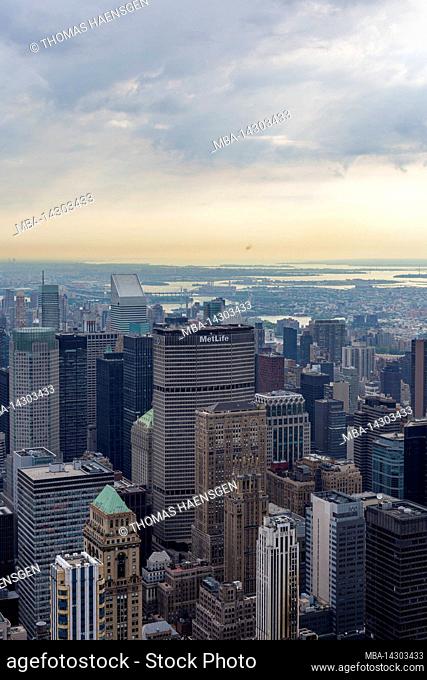 W 34 Street & 5 Av, New York City, NY, USA, Drone shot / Aerial taken next to the Empire State Building with a panoramic view of Manhattan