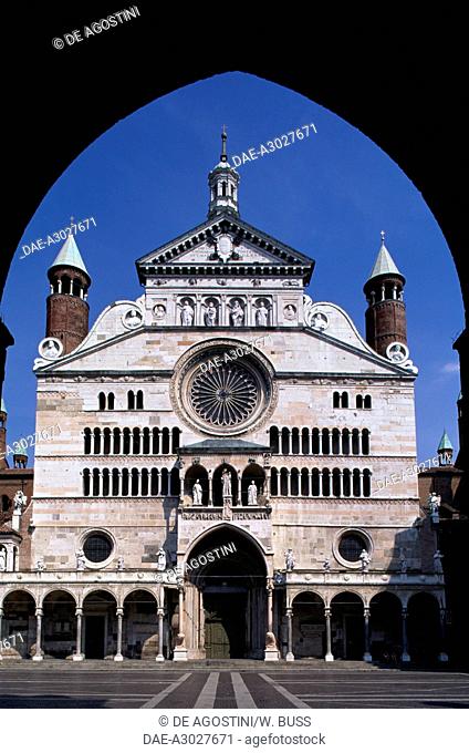 Cremona Cathedral, 1107-1117, Piazza del Comune, Cremona, Lombardy, Italy, 12th century