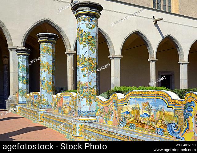 Columns and benches covered with majolica tiles