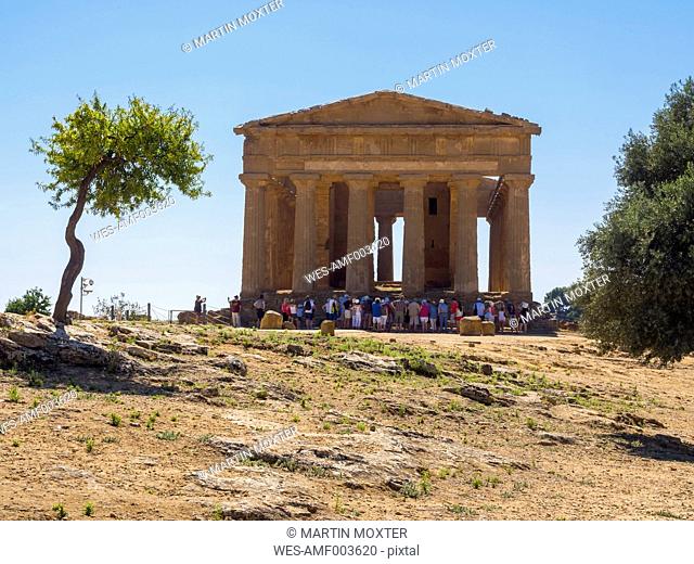 Italy, Sicily, Agrigento, Valle dei Templi, Concordia temple
