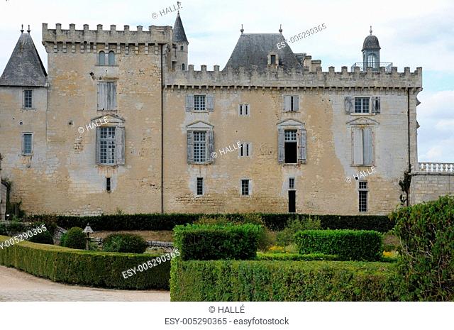 the castle of Vayres in Gironde