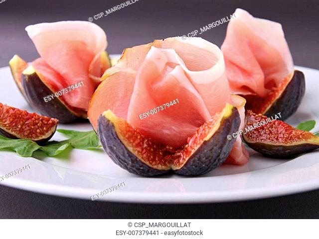 appetizer, ham and figs