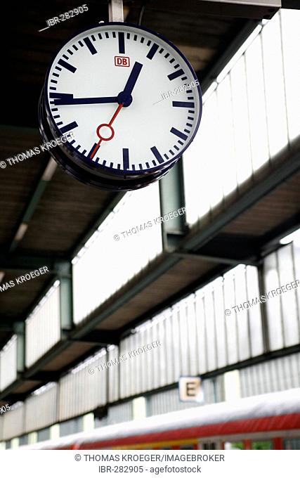 Station watch, Germany