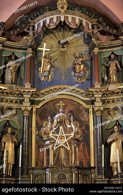 Luminous star. Baroque altarpiece. Church of Saint-Gervais and Saint-Protais. Saint-Gervais-les-Bains. Haute-Savoie. Auvergne Rhône-Alpes. France