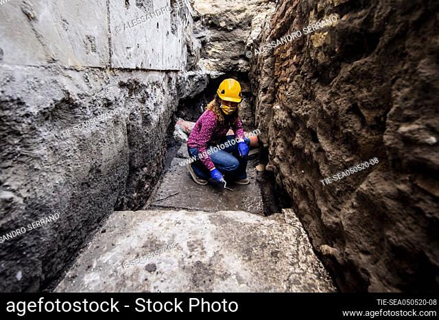 Archaeological excavation site at the Pantheon. The archaeological investigations following the opening of a hole in Piazza della Rotonda in front of the...