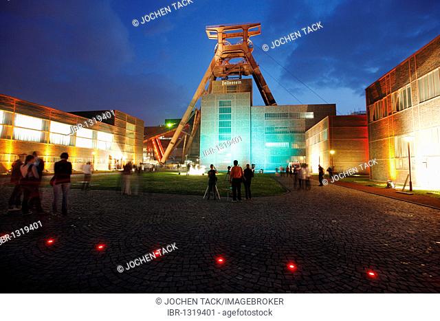 Headframe or winding tower of the Zollverein Coal Mine, Shaft XII, during Extraschicht, extra shift, night of industrial culture, UNESCO World Heritage Site