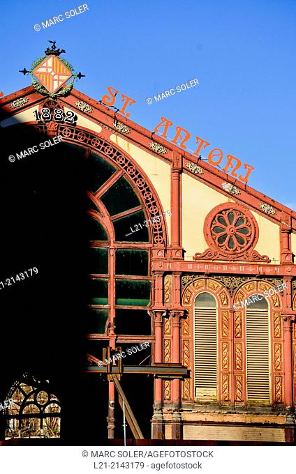 Mercat de Sant Antoni 1879-1882. Designed by Antoni Rovira Trias architect. Barcelona, Catalonia, Spain