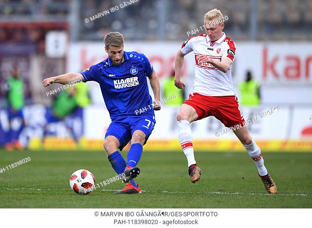 Marc Lorenz (KSC, l.) Versus Luke Hemmerich (Cottbus energy, r.). GES / football / 3rd league: Energie Cottbus - Karlsruher Sport-Club, 17.03