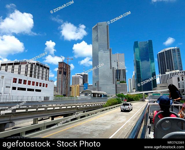 moderne Hochhaus-Architektur im Miami, Florida, USA