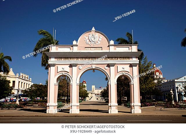 Triumphal arch Arco de Triunfo and Parque Jose Marti in Cienfuegos, Cuba, Caribbean
