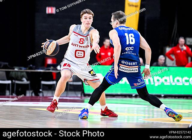 Antwerp's Jo Van Buggenhout and Mons' Conley Garrison pictured in action during a basketball match between Antwerp Giants and Mons Hainaut
